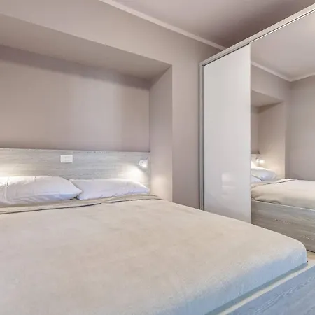 Apartamento Paradiso, No 6